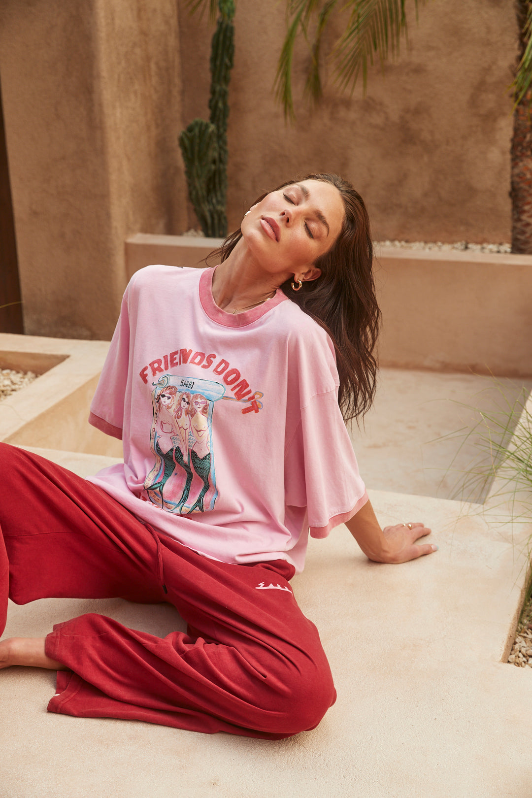 THE VERY OVERSIZED BEST FRIENDS TEE- PINK