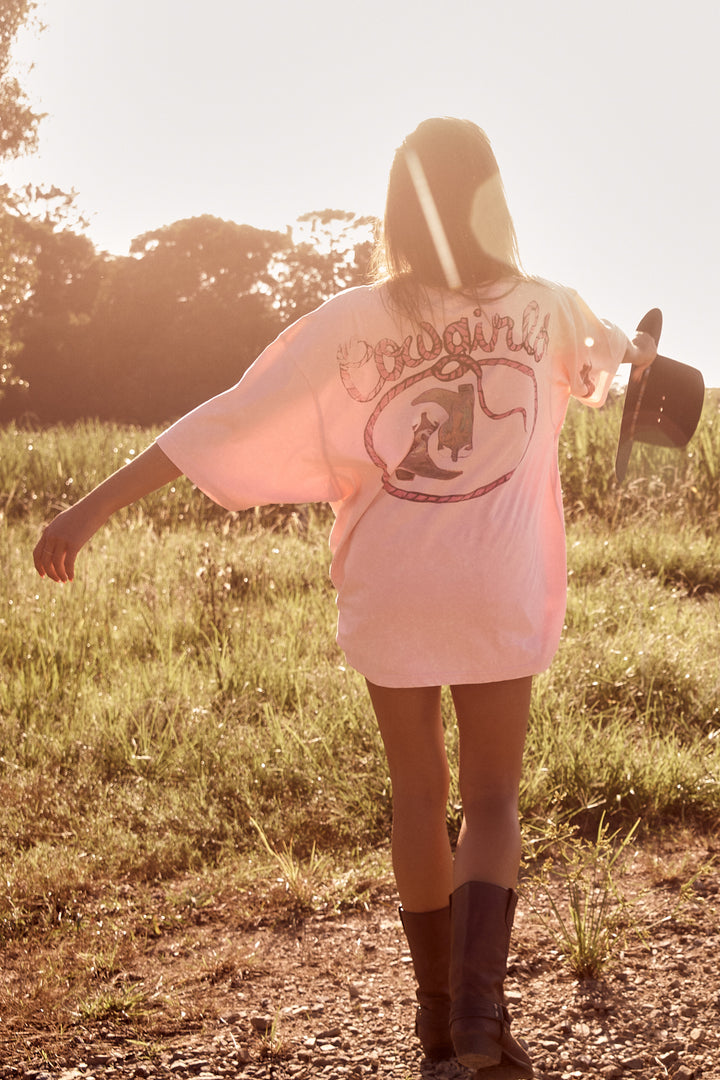 THE VERY OVERSIZED CRAZY HORSE TEE