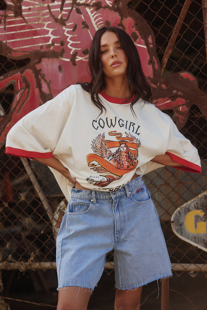 THE VERY OVERSIZED COWGIRL OUTLAW TEE - WHITE