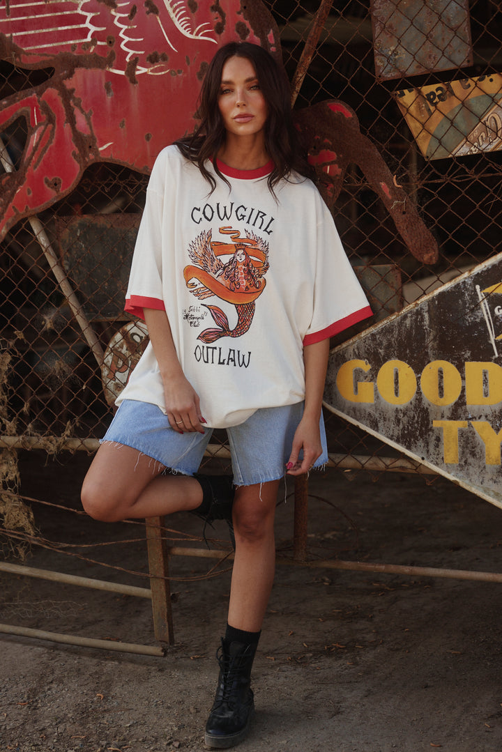 THE VERY OVERSIZED COWGIRL OUTLAW TEE - WHITE