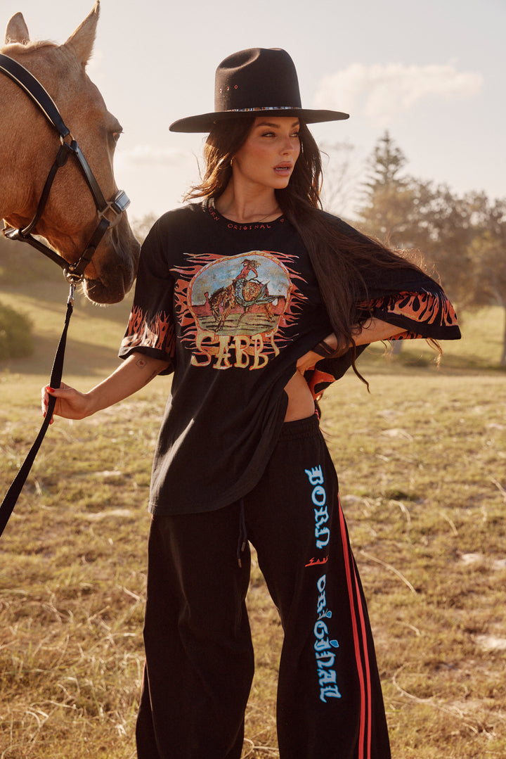 THE VERY OVERSIZED FLAMING COWBOY TEE  - BLACK