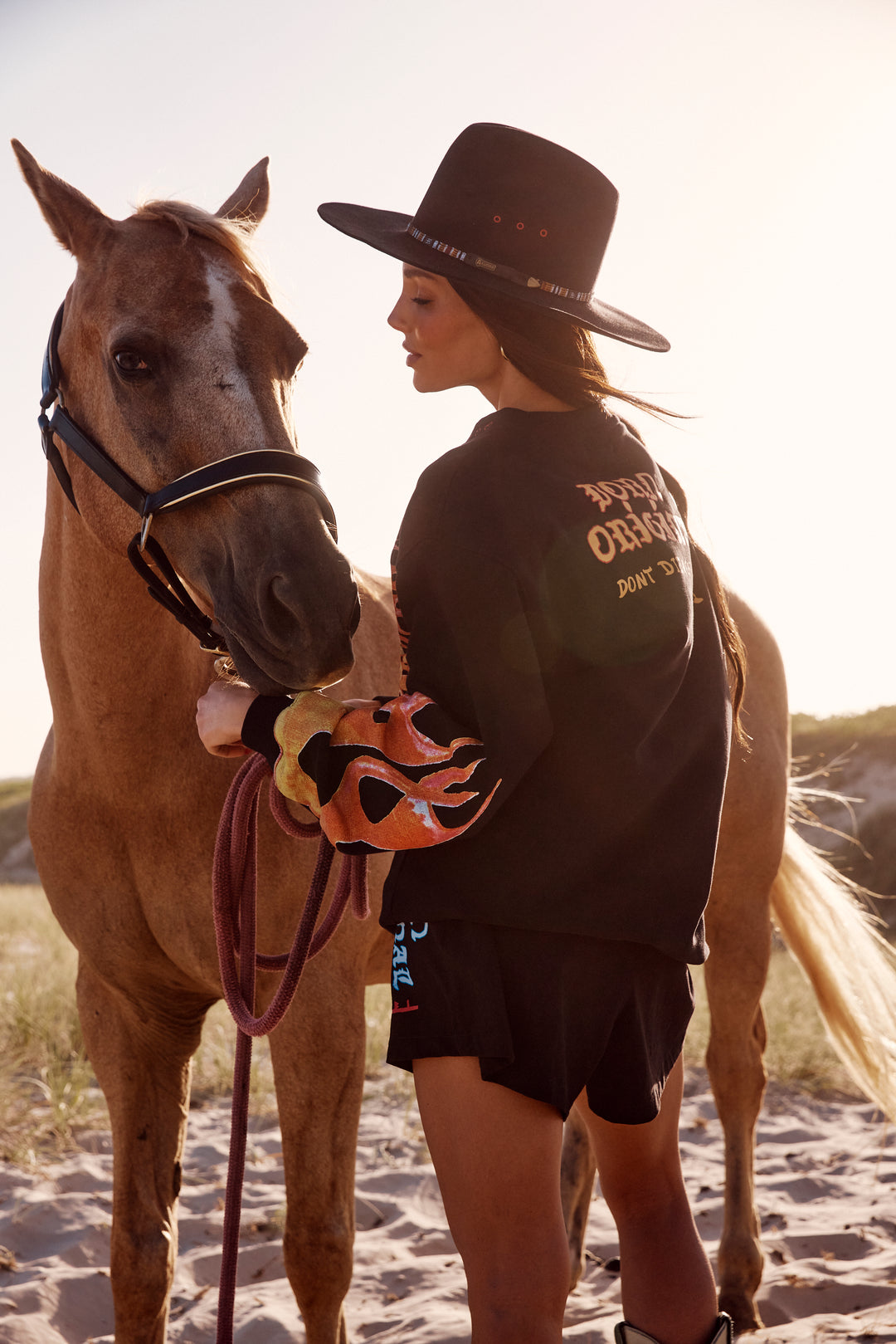 THE FLAMING COWBOY DIEGO JUMPER - BLACK