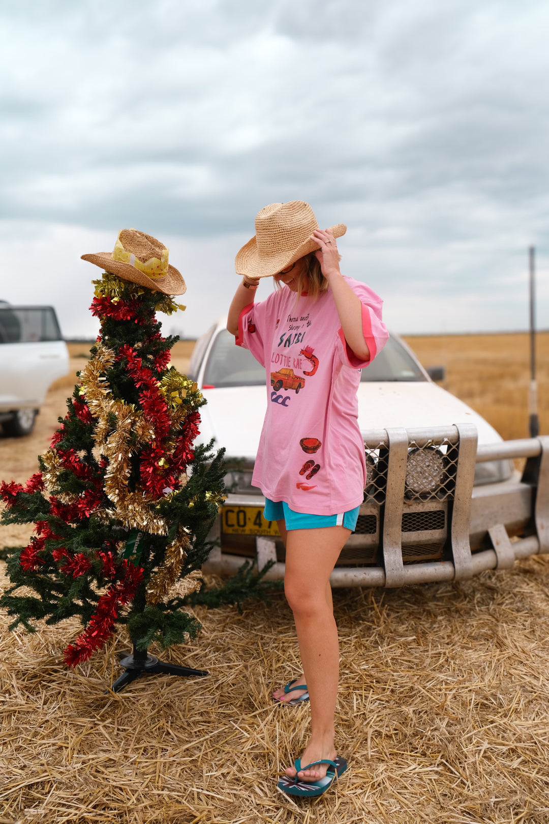 LOTTIE RAE XMAS TEE - PINK